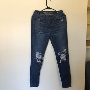 American eagle size 2 long ripped mom jeans